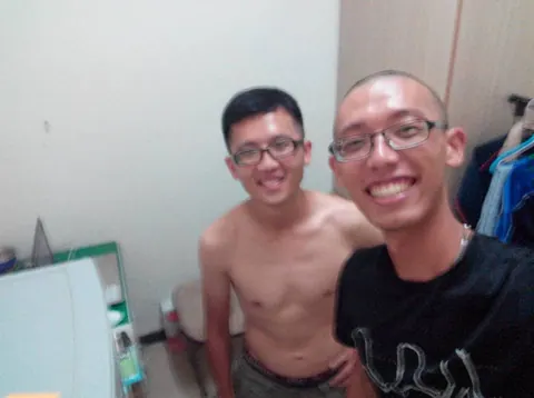 很濃的人